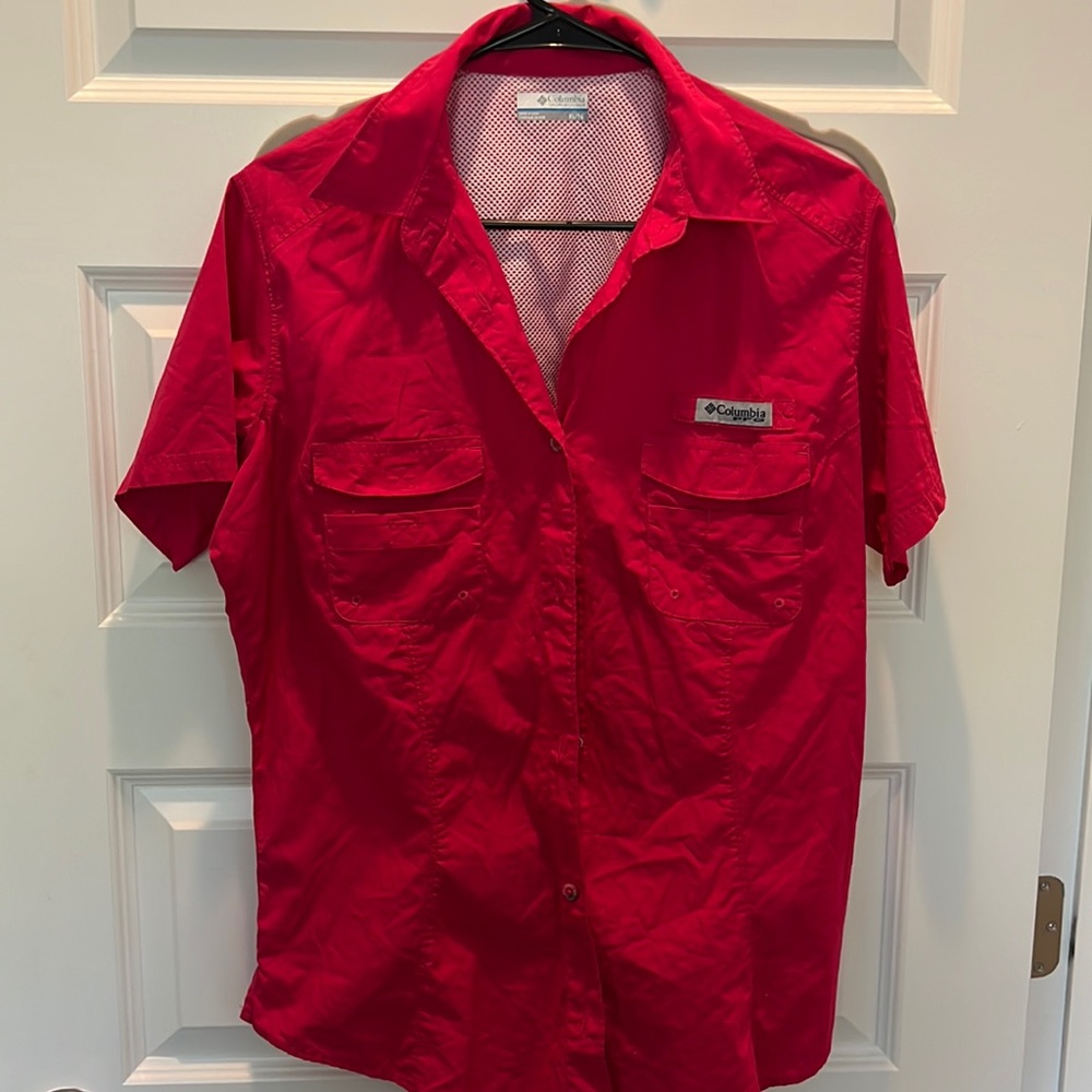 Women’s Columbia fishing shirt
